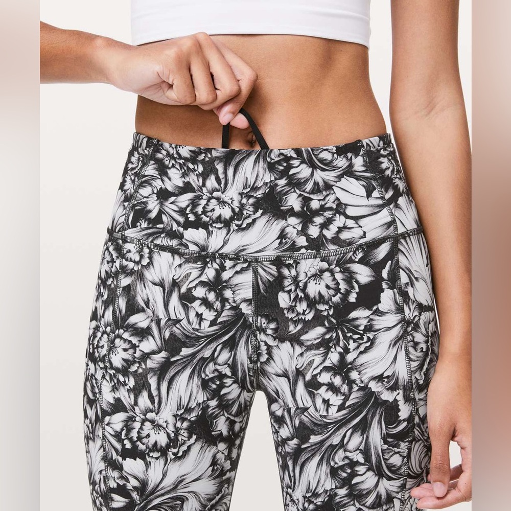 Lululemon Fast & Free Crop II Legging *Nulux 28” Night Garden Ice Grey Black - Picture 13 of 14